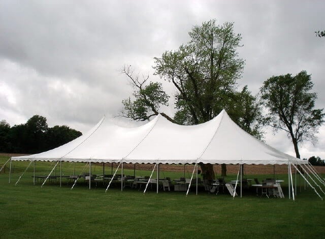 40’ x 80’ Pole Tent (Seats 320)